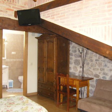 Готель Casa Paulino Corrales De Buelna Екстер'єр фото